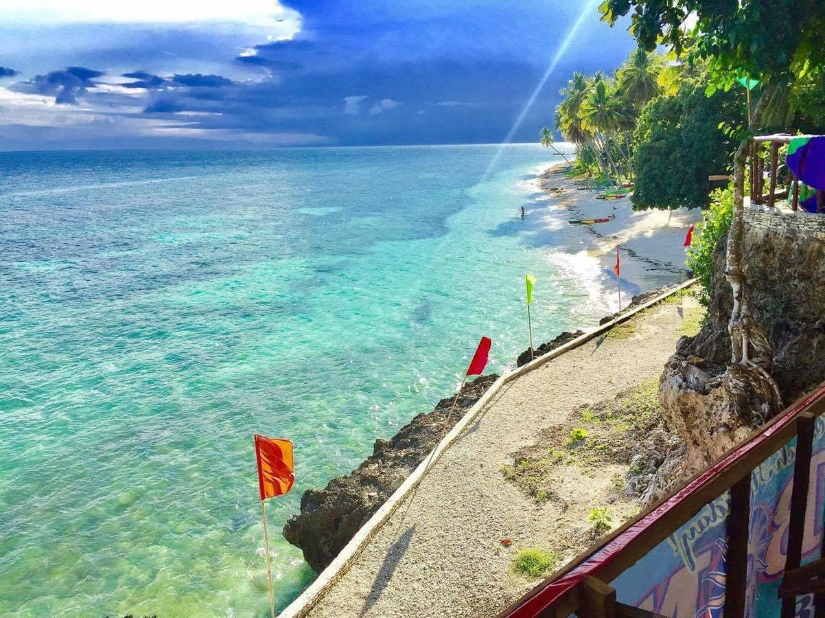 La Isla Bonita Talikud Island Beach Resort 사말 외부 사진