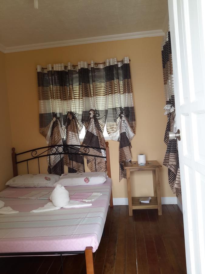 La Isla Bonita Talikud Island Beach Resort 사말 외부 사진