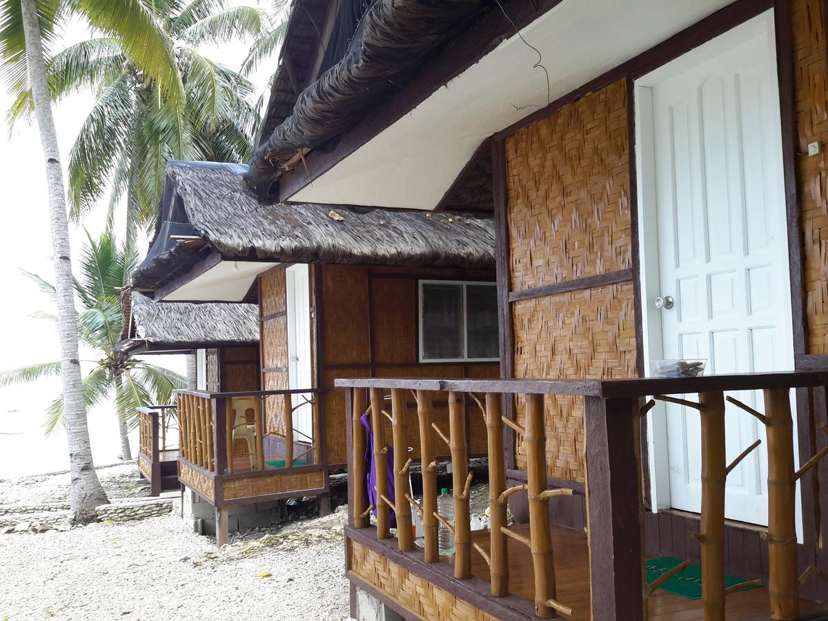 La Isla Bonita Talikud Island Beach Resort 사말 외부 사진