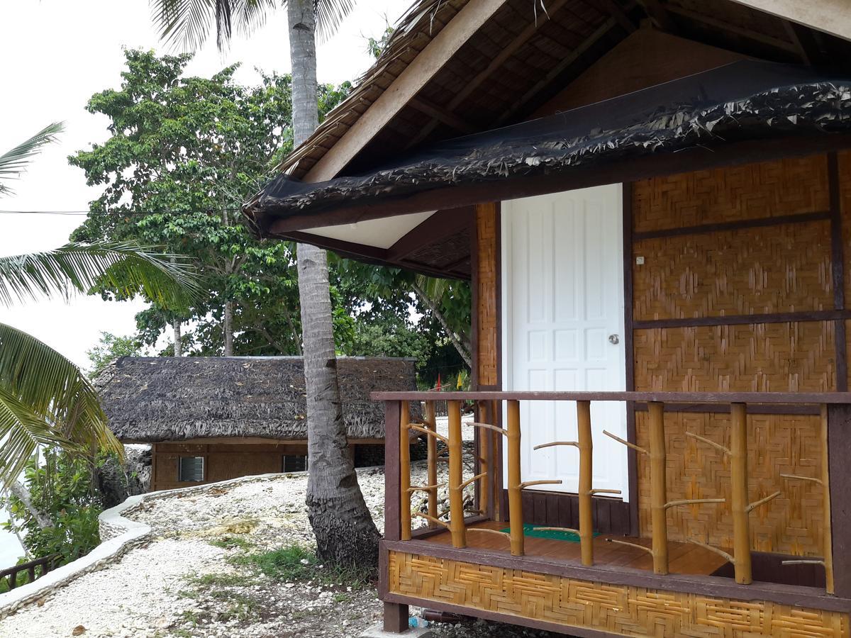 La Isla Bonita Talikud Island Beach Resort 사말 외부 사진